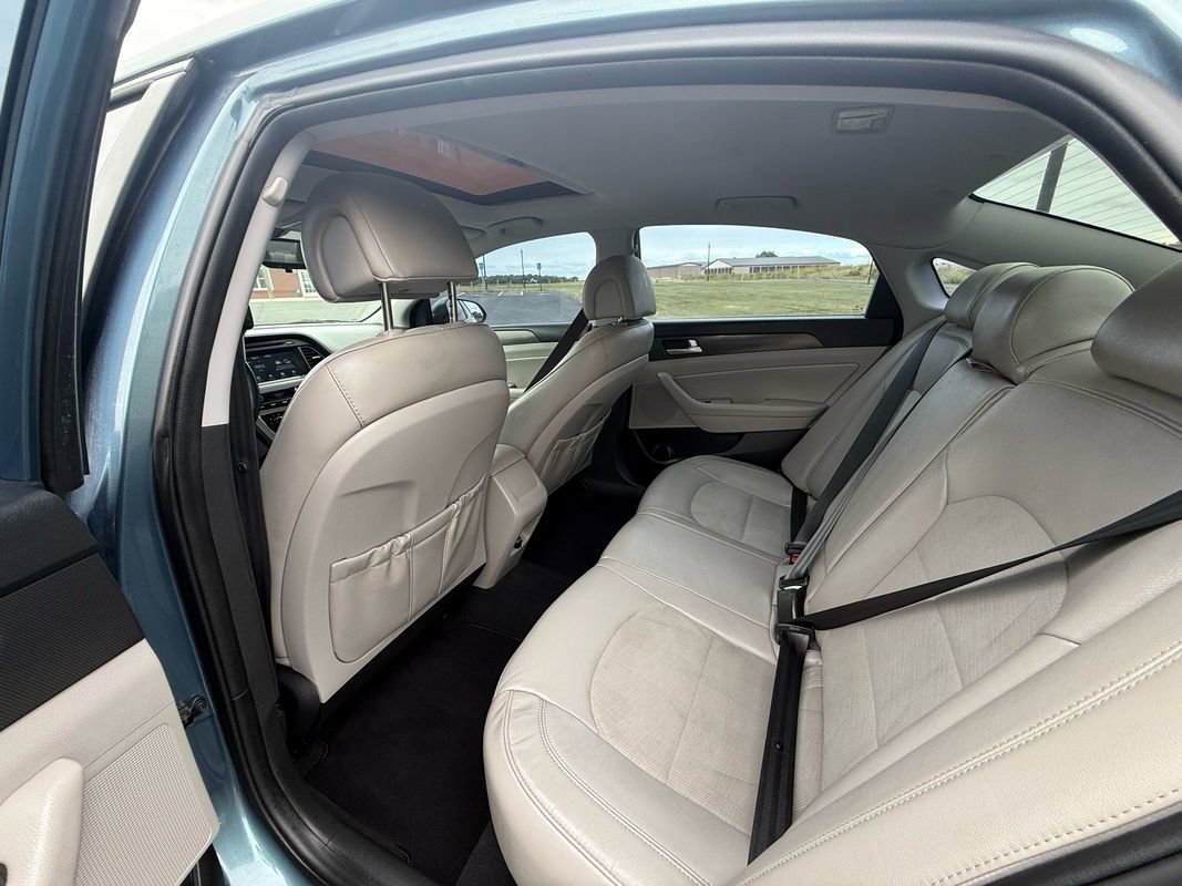 Used 2017 Hyundai Sonata Sport w/ Value Edition Package 02 image 16