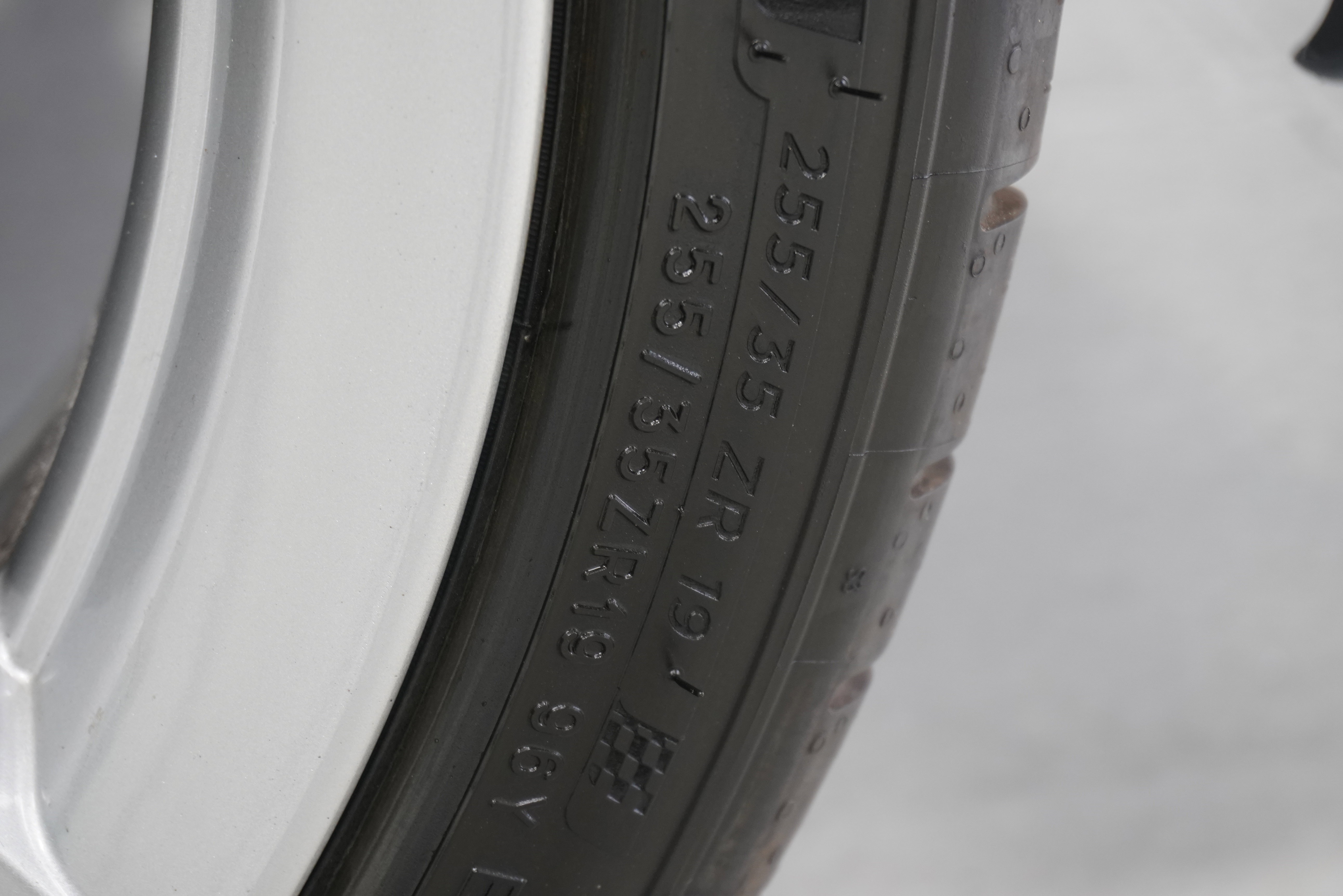 Used 2004 Chrysler Crossfire Coupe image 34