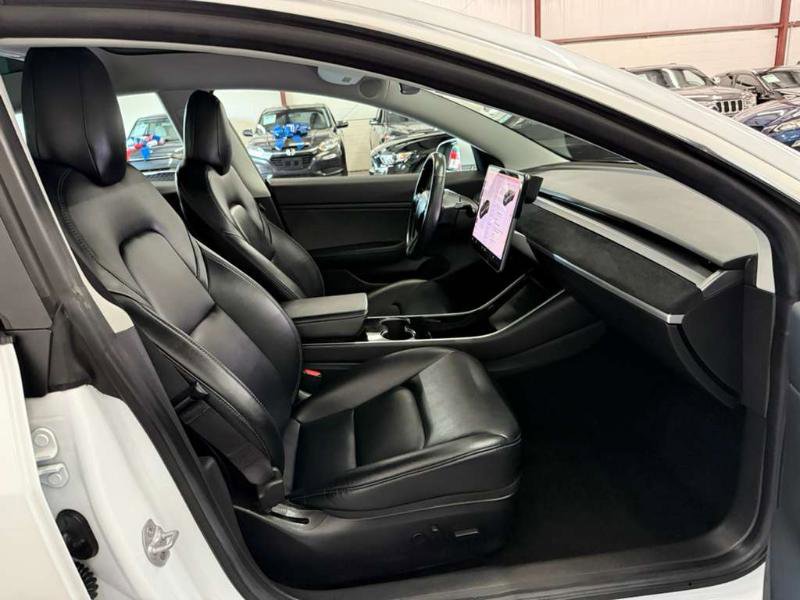 Used 2019 Tesla Model 3 Long Range image 21