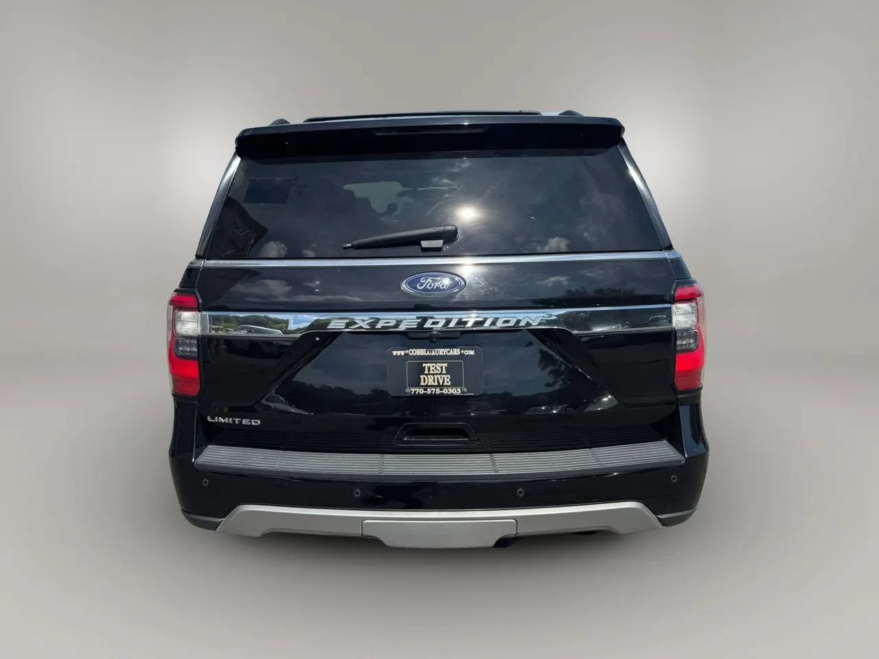 Used 2020 Ford Expedition Limited w/ Special Edition Package RWD image 10