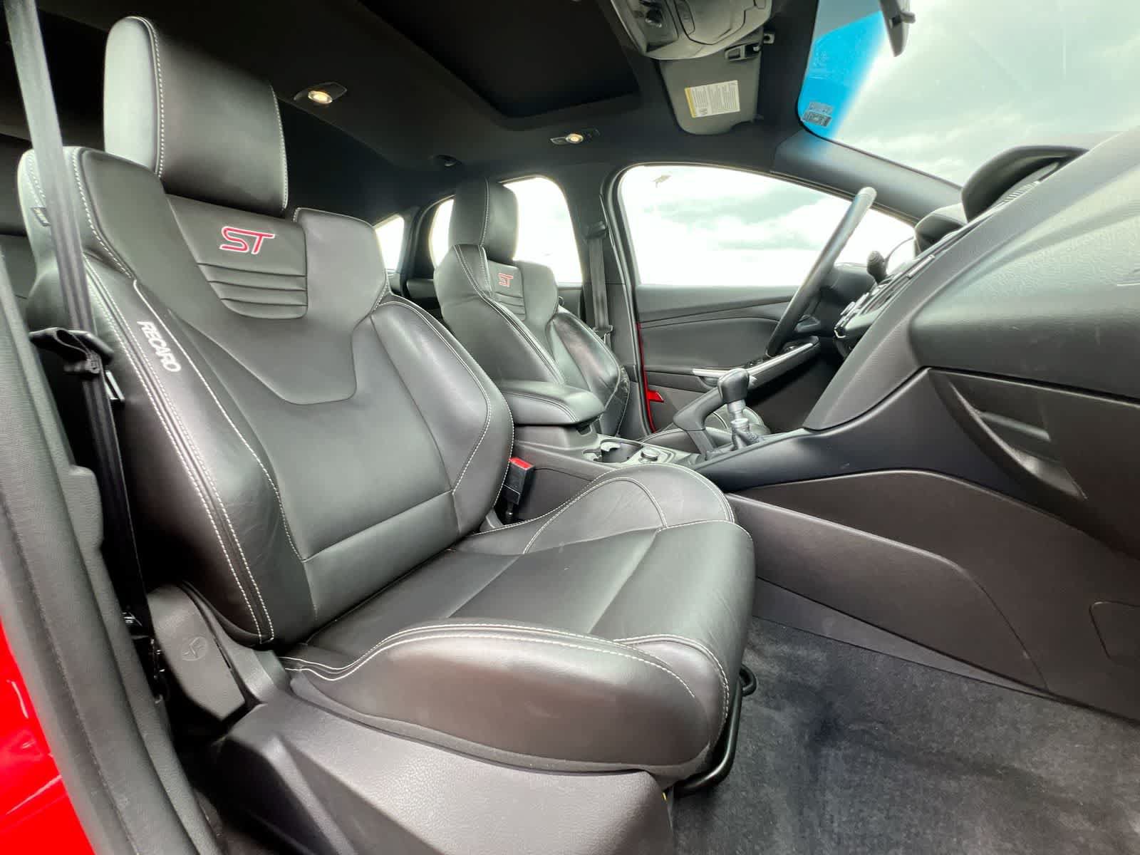 Used 2014 Ford Focus ST w/ Equipment Group 202A FWD image 21