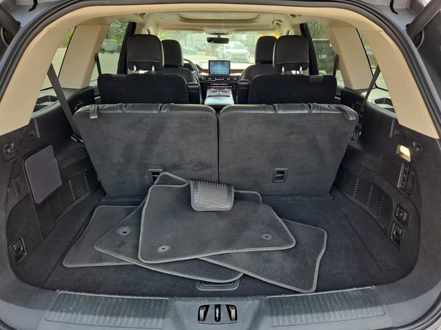 Used 2021 Lincoln Aviator Reserve w/ Equipment Group 201A image 17