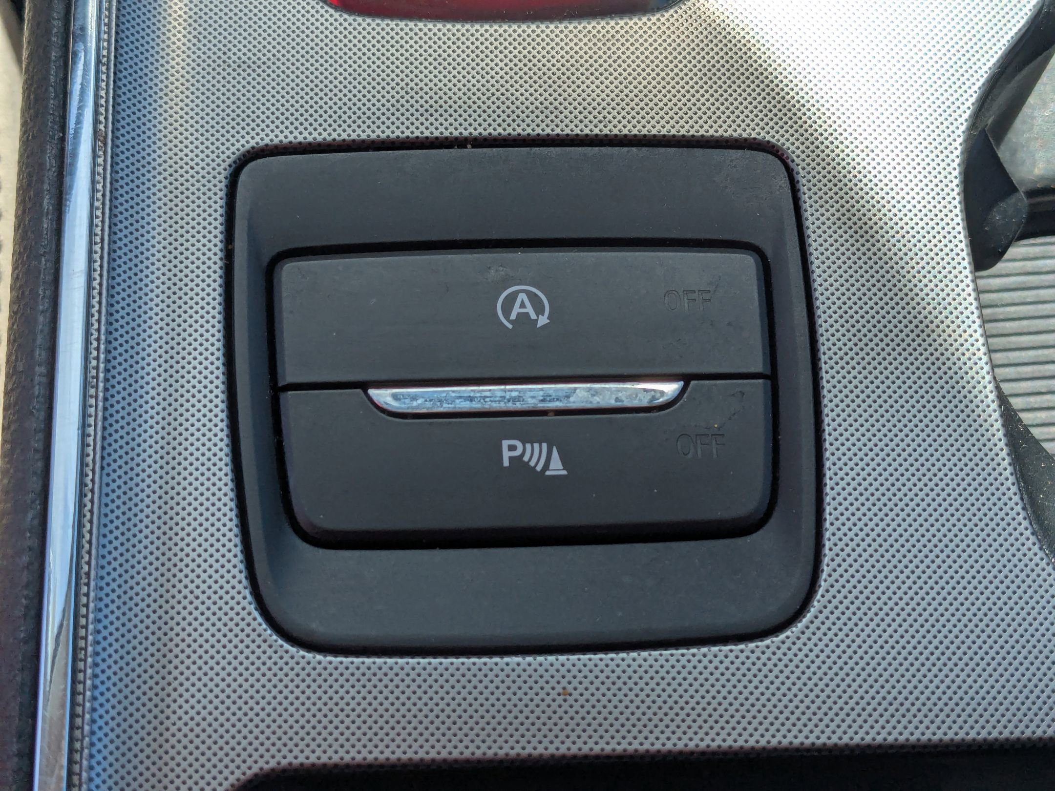 Used 2023 Ford Edge Titanium image 30