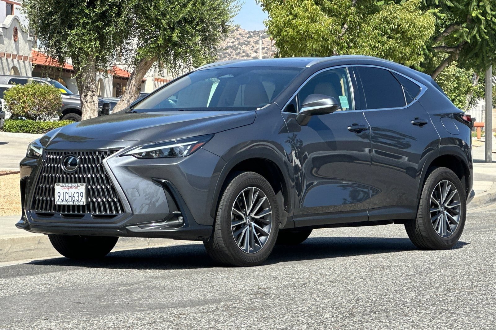 Used 2024 Lexus NX 250 FWD w/ Cold Area Package image 8