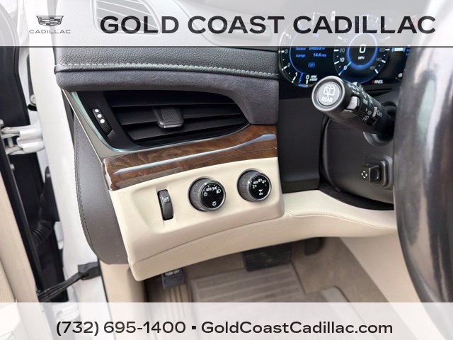 Used 2019 Cadillac Escalade ESV Luxury AWD/4WD image 21