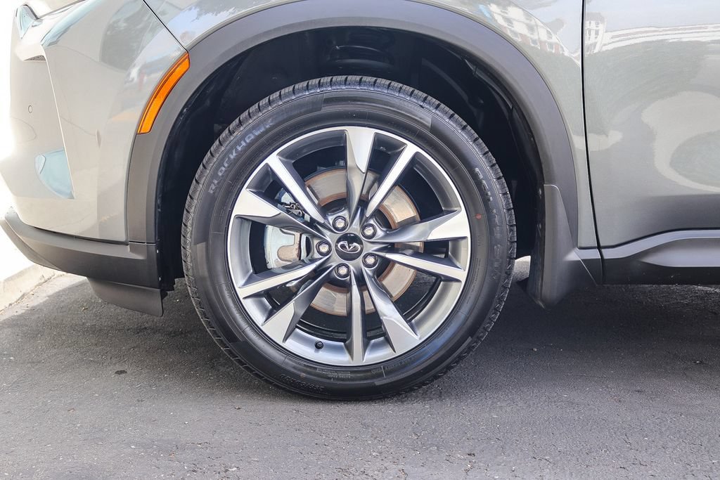 Certified 2023 INFINITI QX60 Luxe w/ Cargo Package FWD image 10
