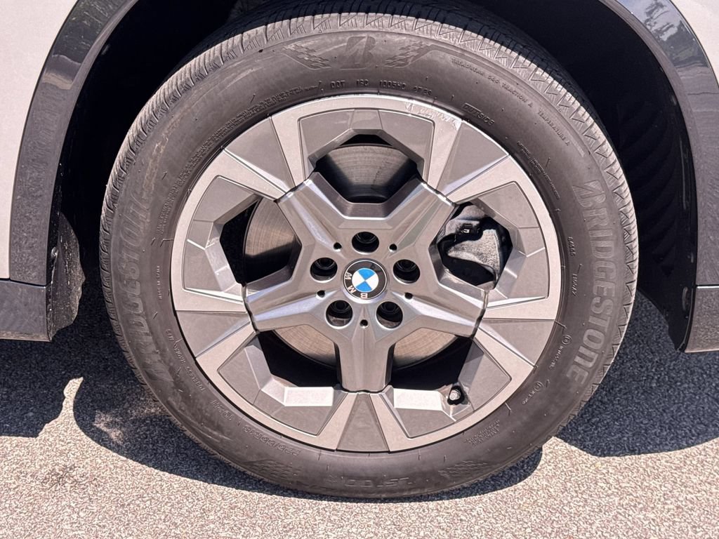 Used 2023 BMW X1 xDrive28i w/ Convenience Package AWD/4WD image 19