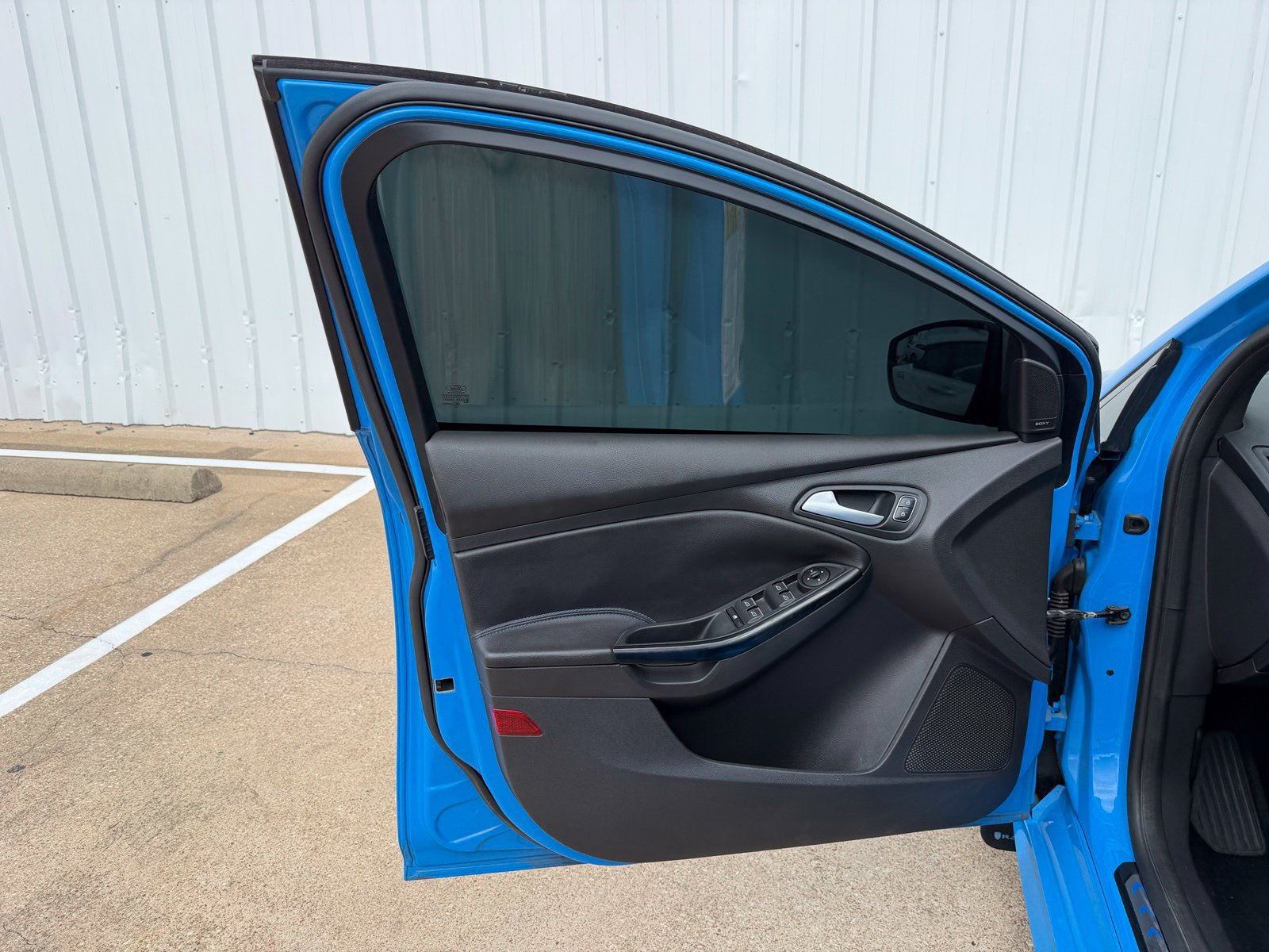 Used 2017 Ford Focus RS AWD/4WD image 26
