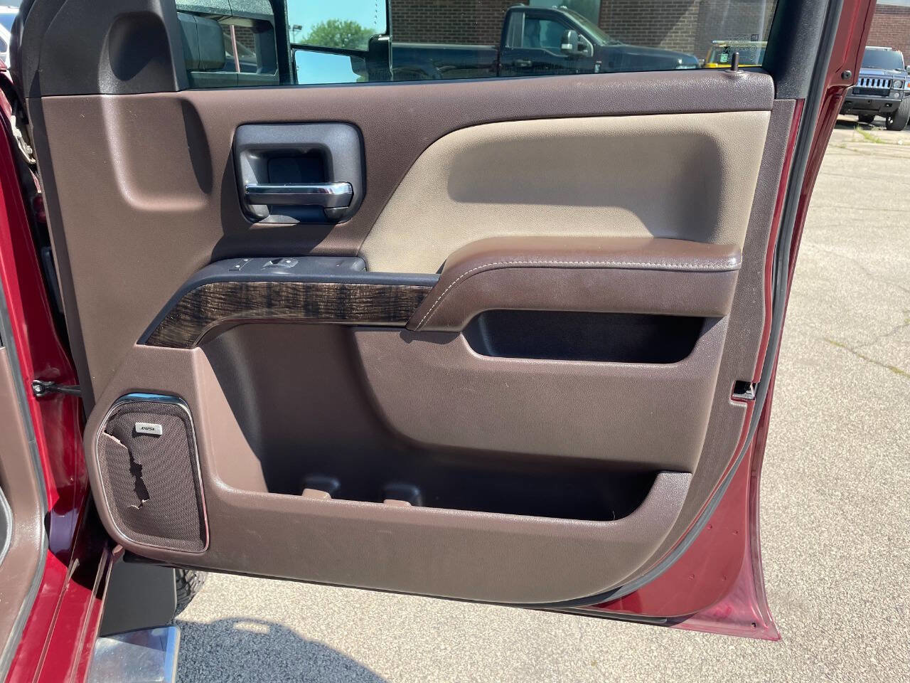 Used 2016 GMC Sierra 2500 Denali w/ Duramax Plus Package image 33