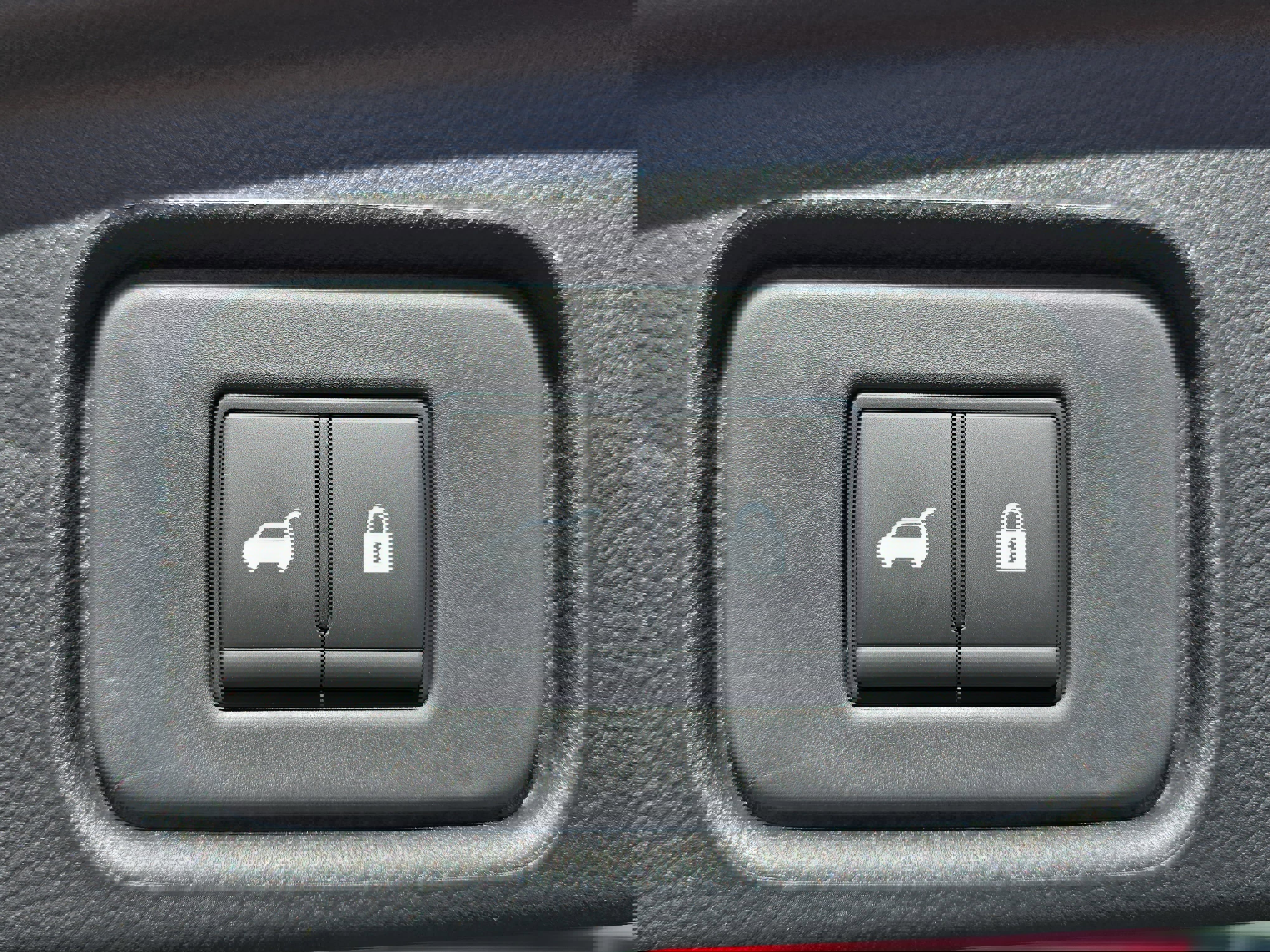 New 2025 Nissan Pathfinder SV w/ Black Appearance Package image 14