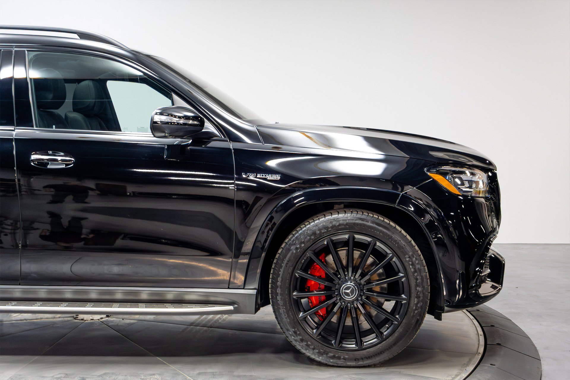Used 2024 Mercedes-Benz GLS 63 AMG 4MATIC image 19