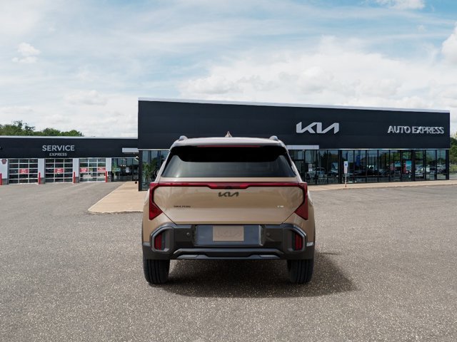 New 2027 Kia Seltos X-Line S w/ X-Line S Premium Package AWD/4WD image 5