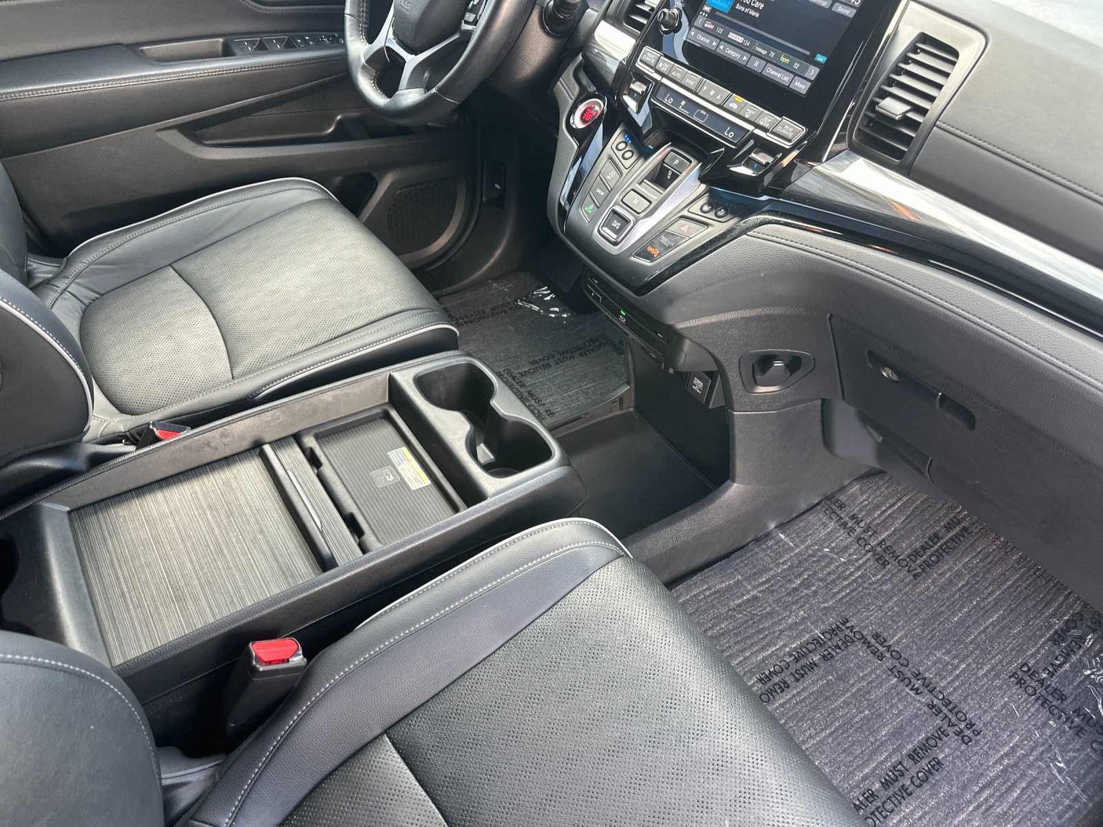 Used 2022 Honda Odyssey Elite image 17
