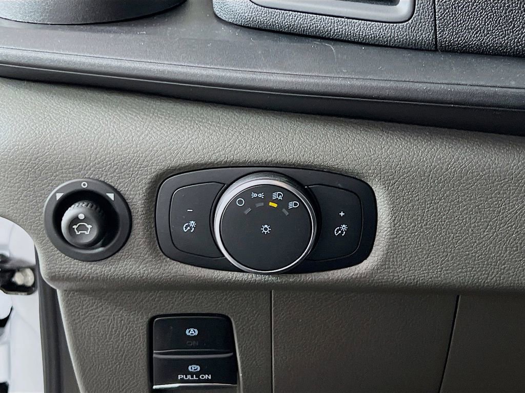 New 2026 Ford Transit 250 148 Medium Roof image 18