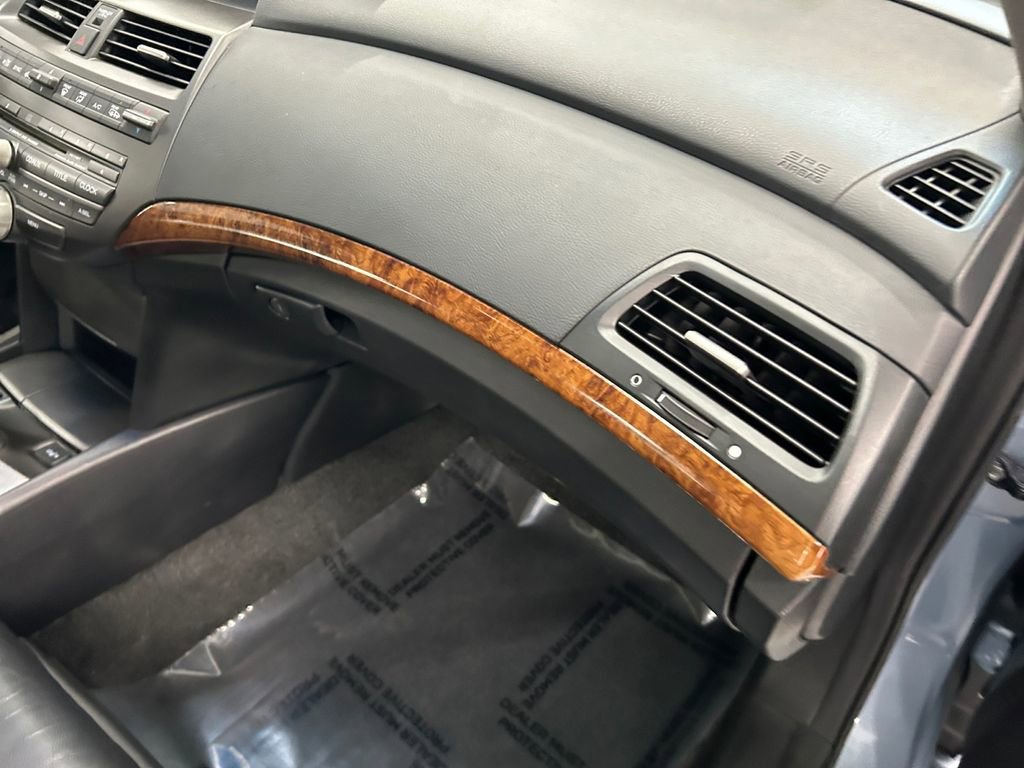 Used 2011 Honda Accord EX-L image 30