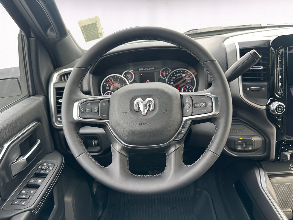 New 2025 RAM 2500 Big Horn AWD/4WD image 12