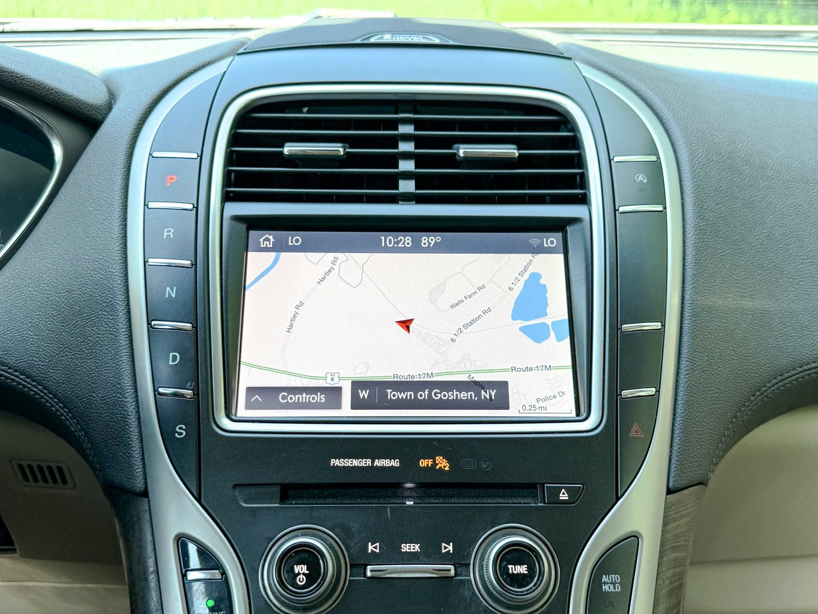 Used 2019 Lincoln Nautilus Reserve w/ Class II Trailer Tow Package AWD/4WD image 23