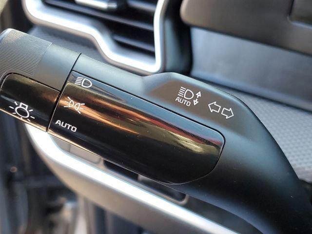 Used 2023 Kia Sportage LX image 10