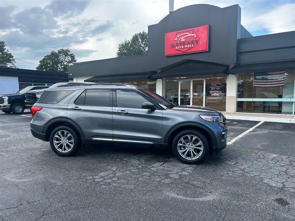 Used 2022 Ford Explorer XLT w/ Equipment Group 202A