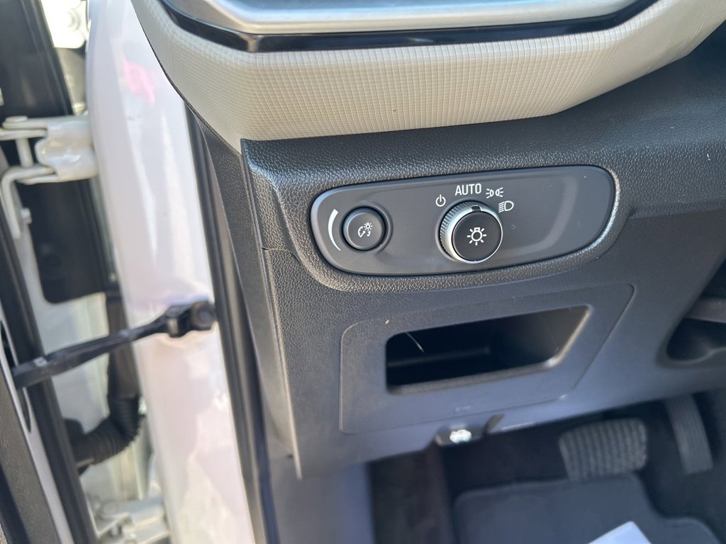 Used 2022 Chevrolet TrailBlazer LS image 11