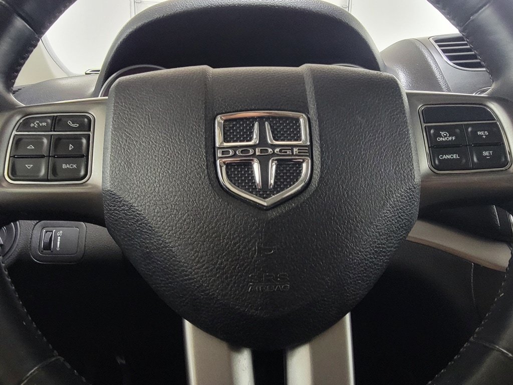 Used 2018 Dodge Journey Crossroad w/ Nav & Sun Group FWD image 19