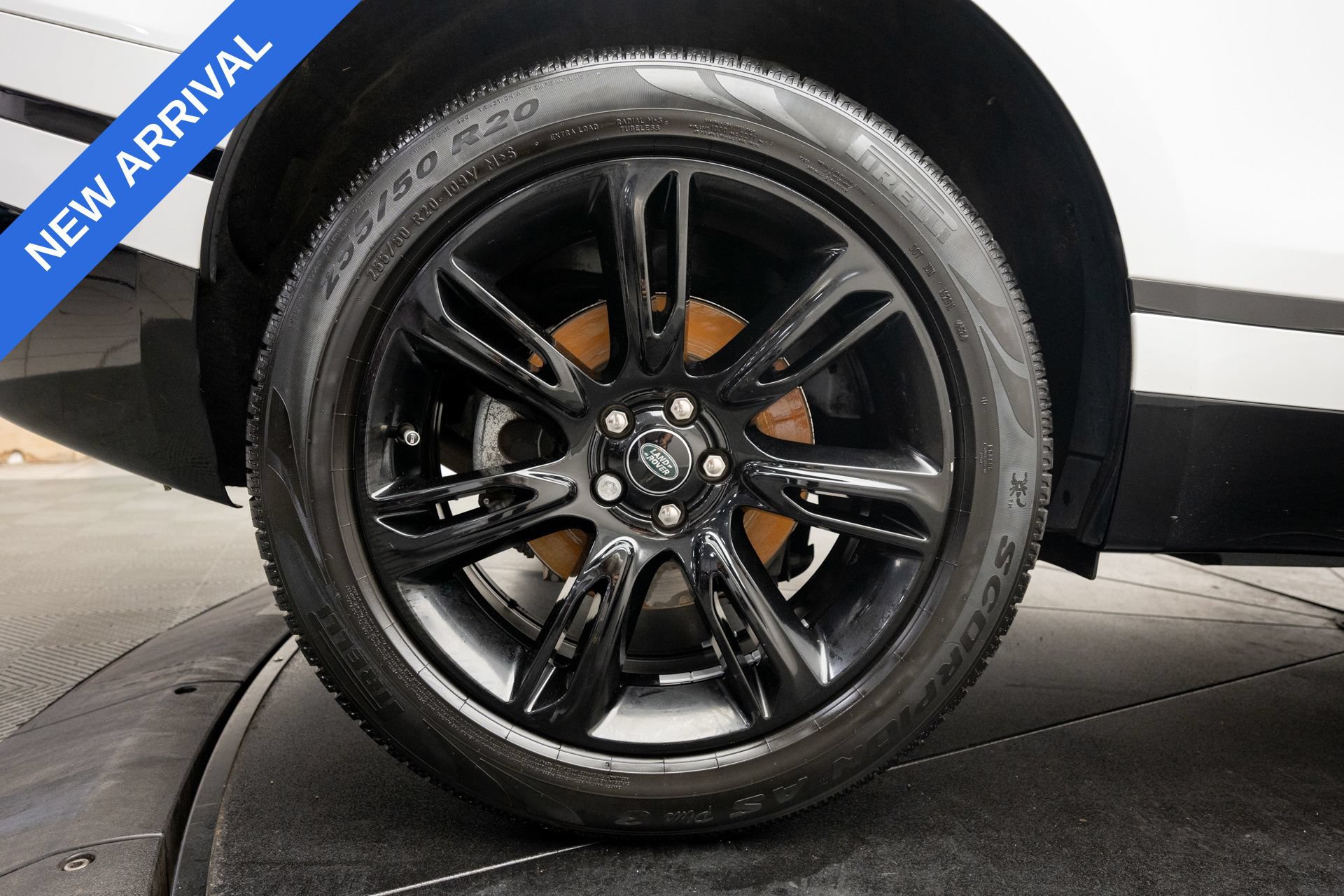 Used 2022 Land Rover Range Rover Velar R-Dynamic S AWD/4WD image 29