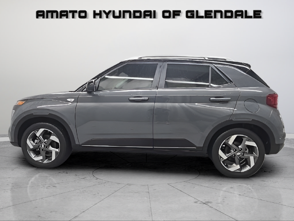 Certified 2026 Hyundai Venue SEL FWD image 3