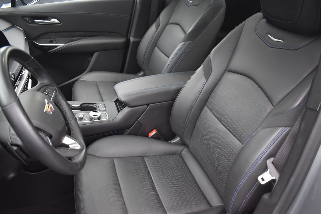 Certified 2024 Cadillac XT4 Sport AWD/4WD image 13