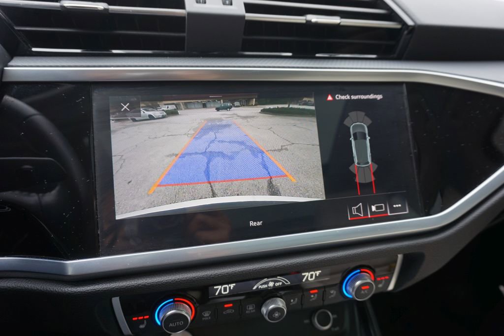 Used 2020 Audi Q3 2.0T Premium Plus w/ Premium Plus Package image 43