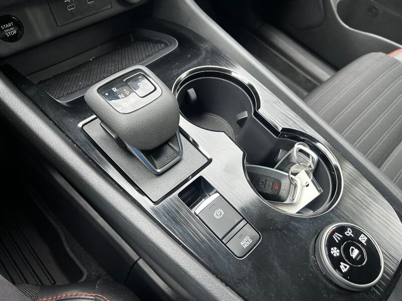 Used 2026 Nissan Rogue SV AWD/4WD image 38
