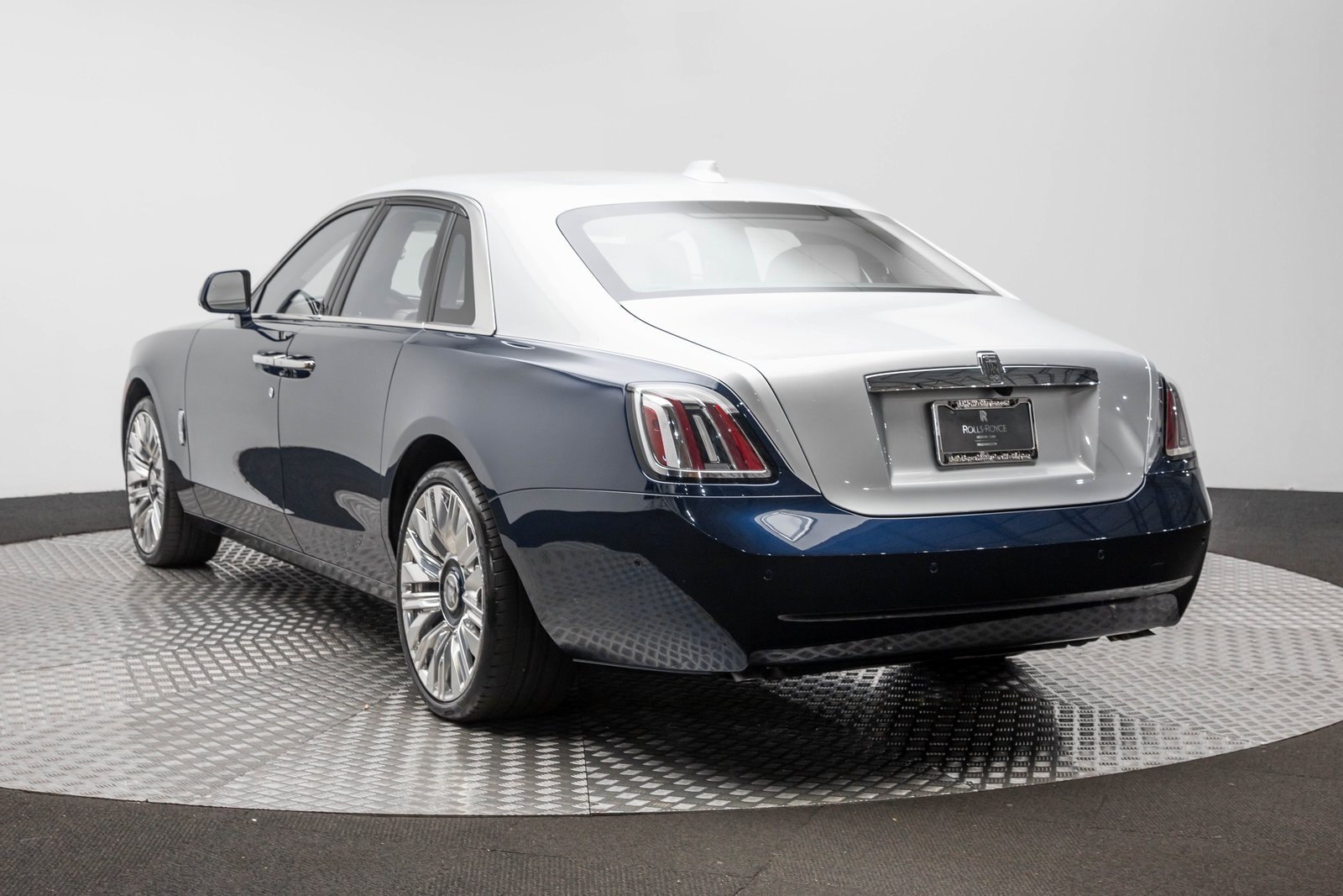New 2026 Rolls-Royce Ghost image 17