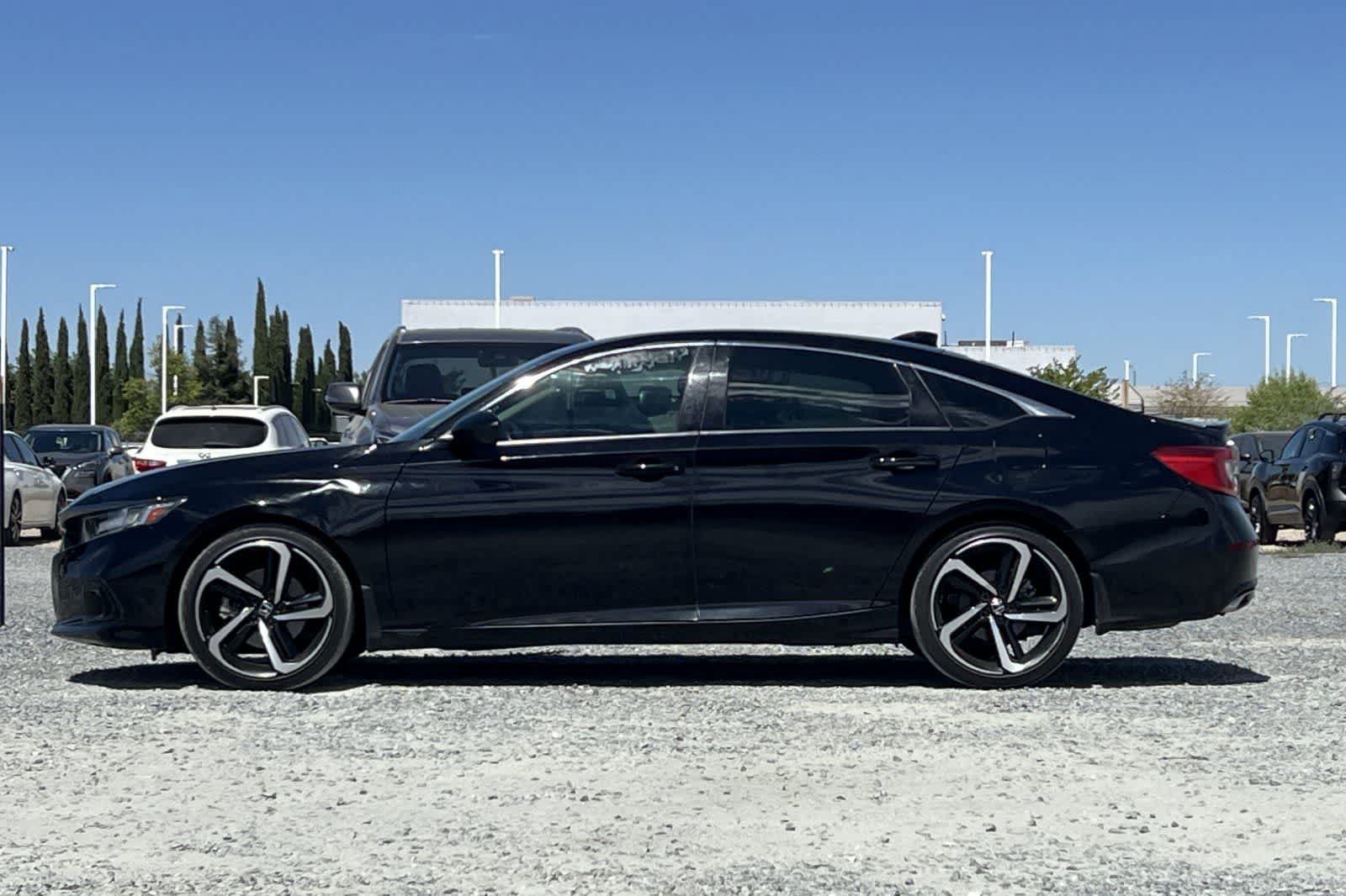 Used 2022 Honda Accord Sport Special Edition image 6