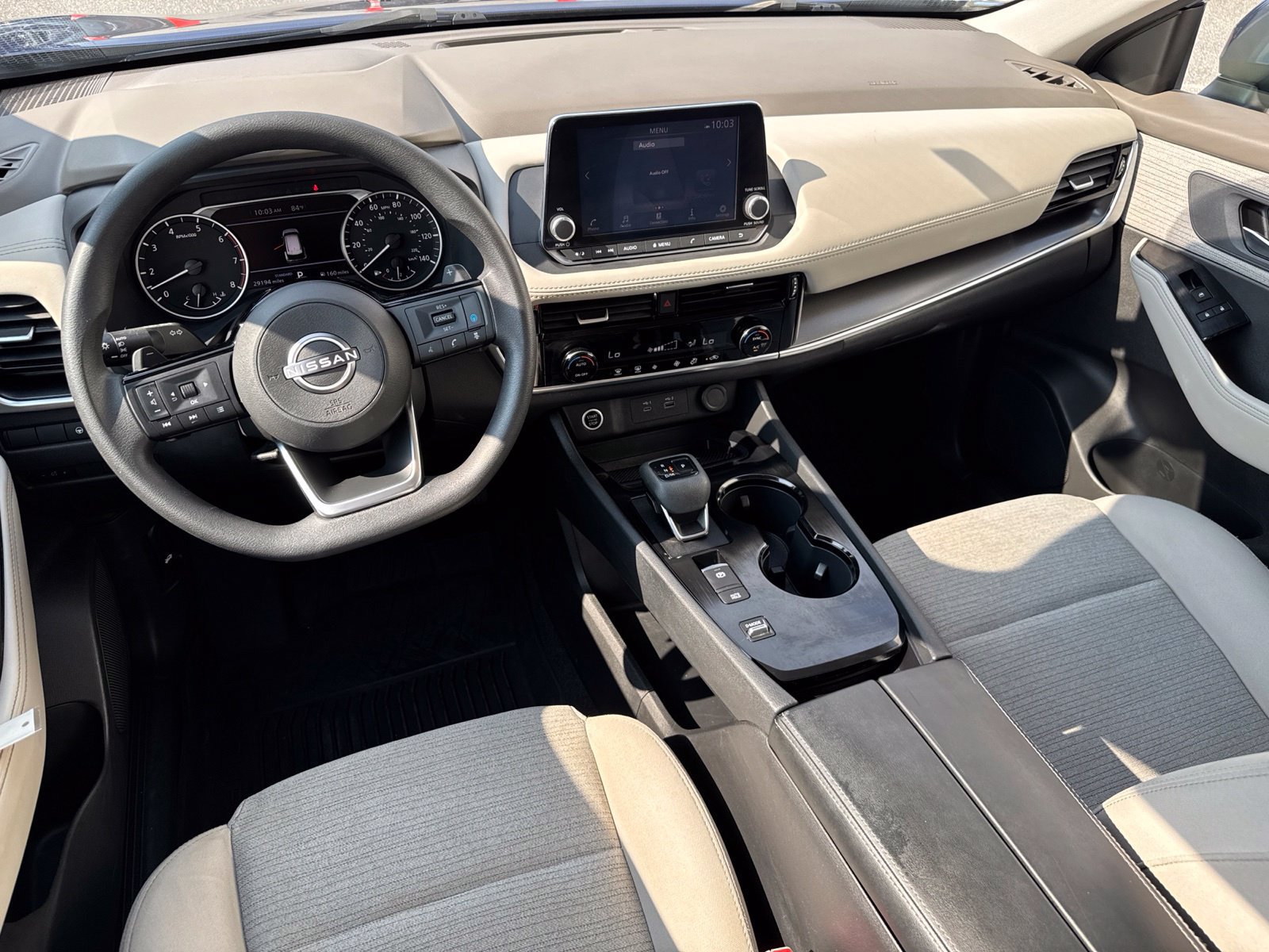 Used 2023 Nissan Rogue SV FWD image 16