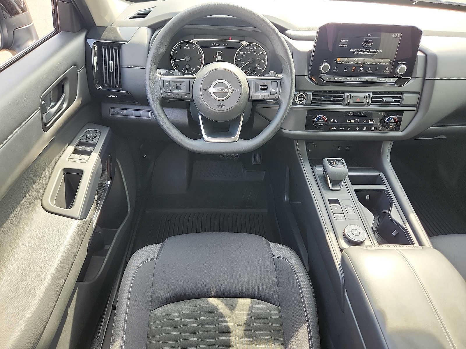 Used 2024 Nissan Pathfinder S AWD/4WD image 11