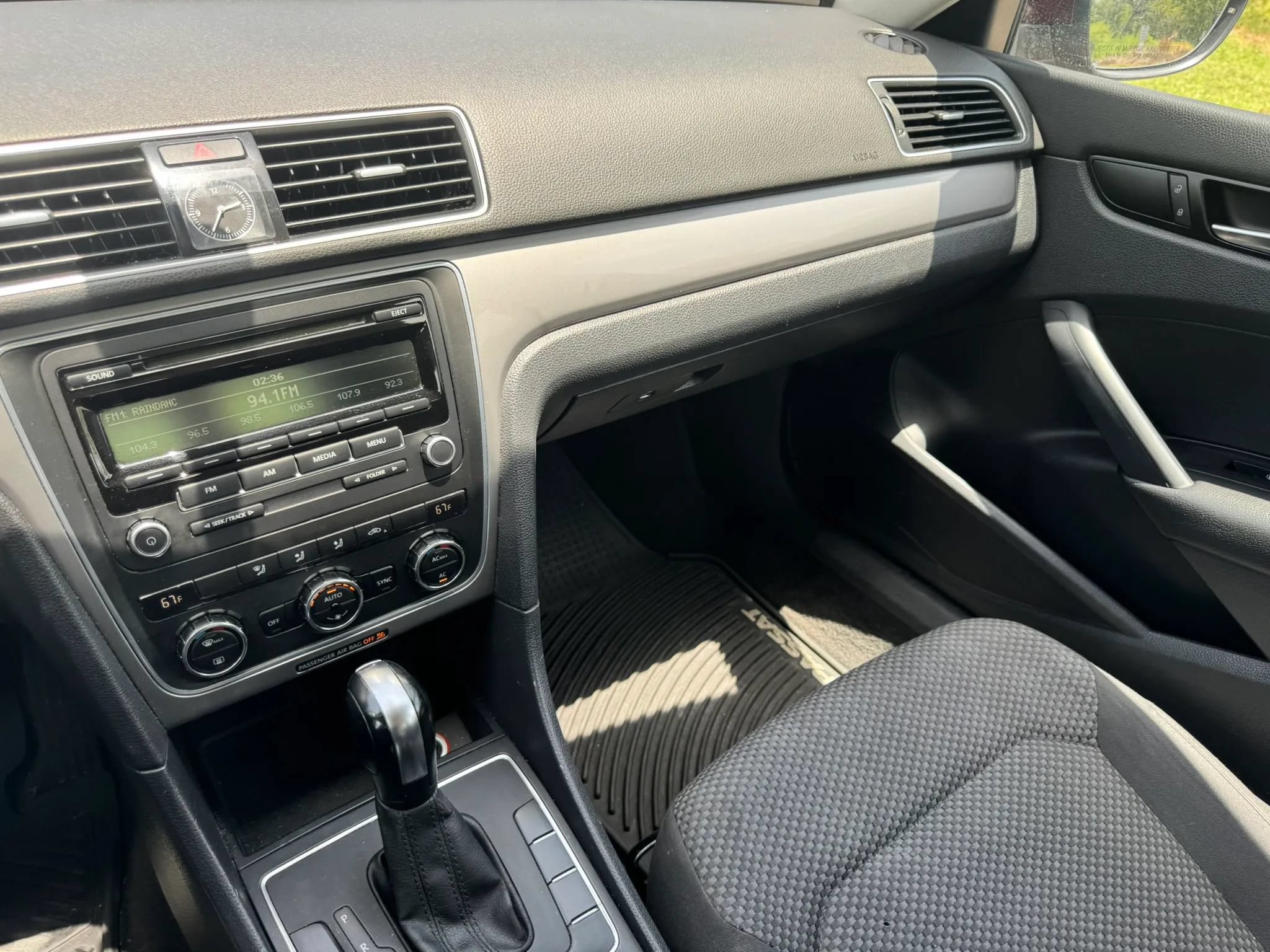 Used 2012 Volkswagen Passat 2.5 S FWD image 15