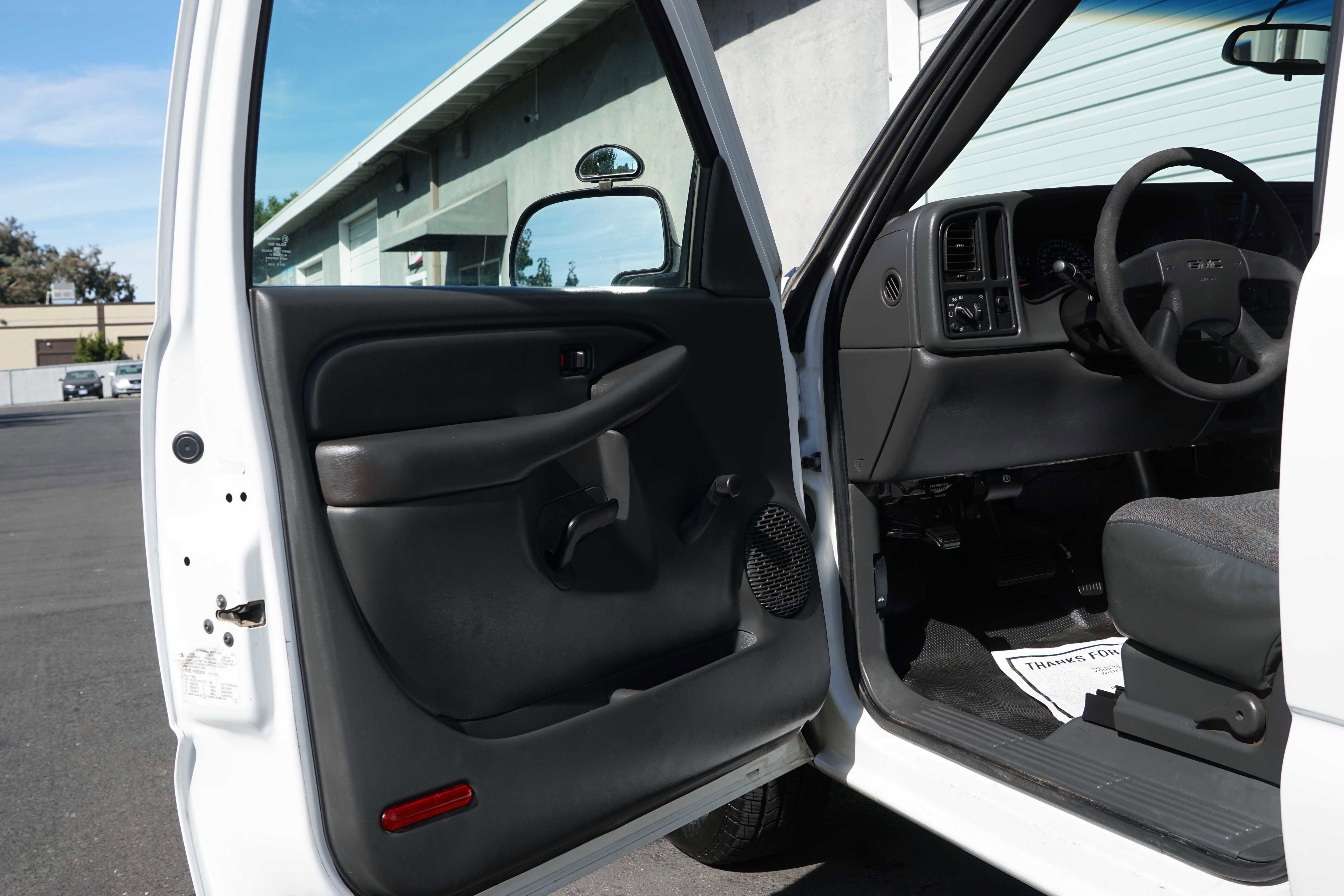 Used 2003 GMC Sierra 1500 W/T image 30