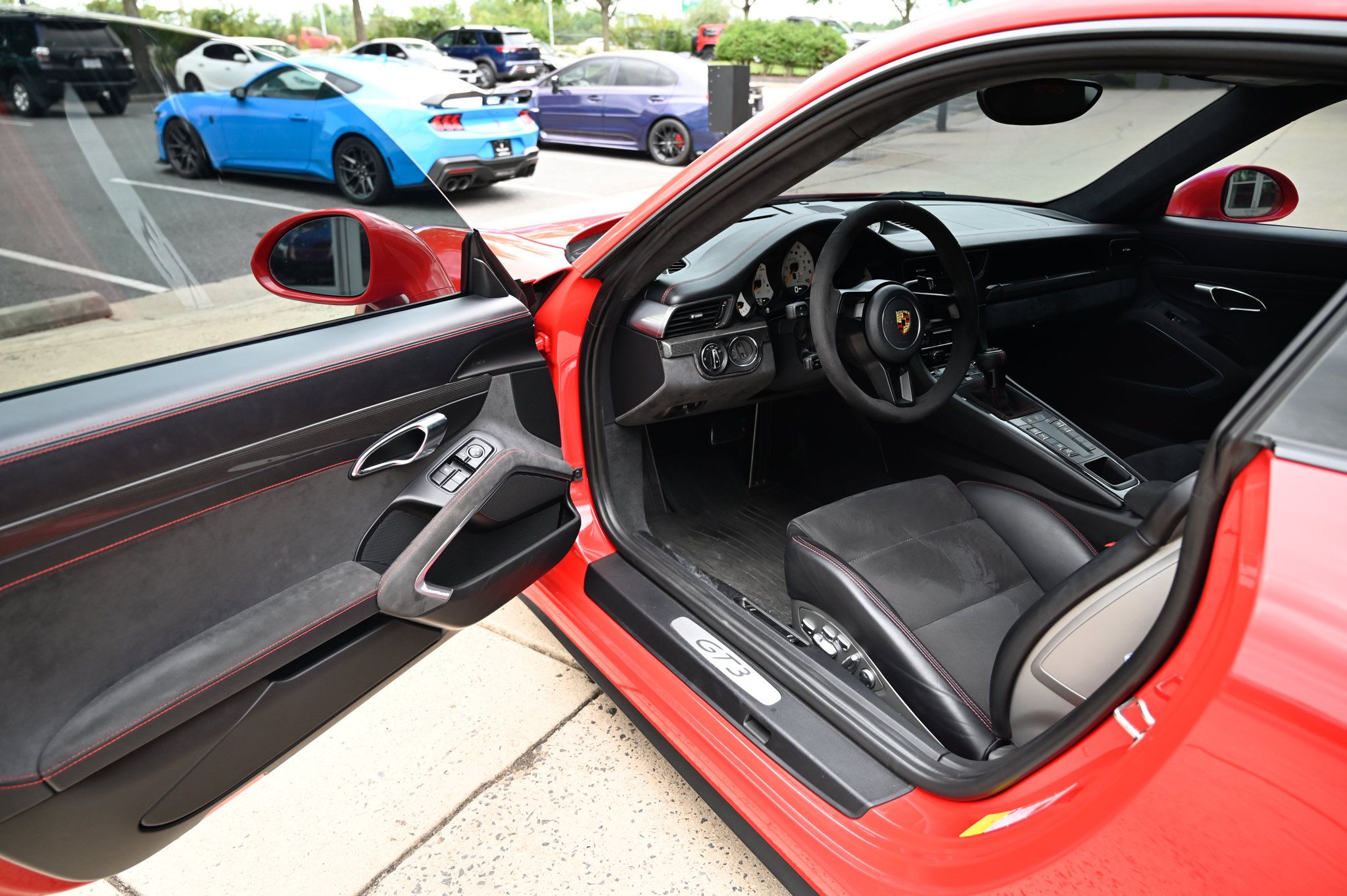 Used 2015 Porsche 911 GT3 RWD image 15