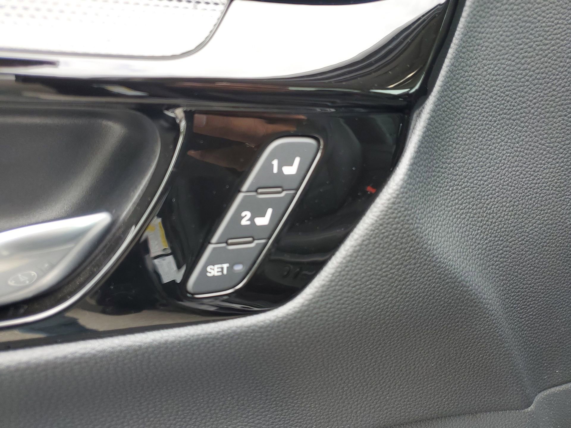 Used 2025 Honda CR-V EX-L image 20