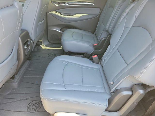 Used 2022 Buick Enclave Essence w/ Experience Buick Package FWD image 15