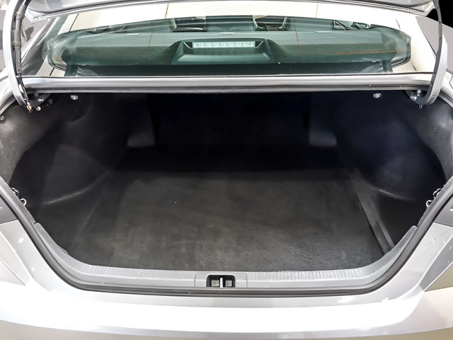 Certified 2025 Toyota Camry SE FWD image 19