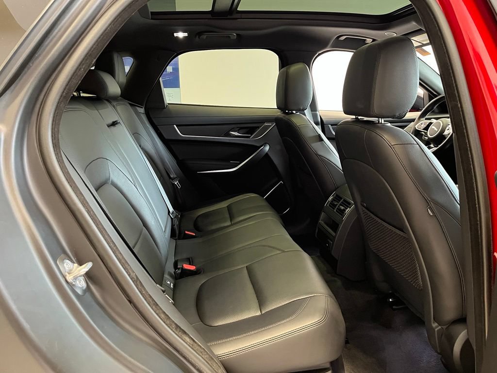Used 2022 Jaguar F-PACE S AWD/4WD image 28