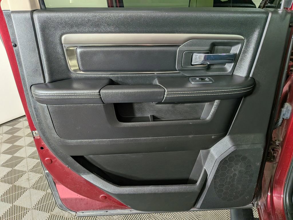 Used 2018 RAM 2500 Big Horn w/ Sport Appearance Group image 28