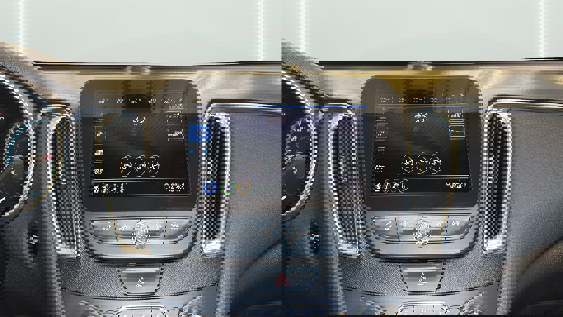 Used 2019 Chevrolet Malibu LT w/ Driver Confidence Package FWD image 25