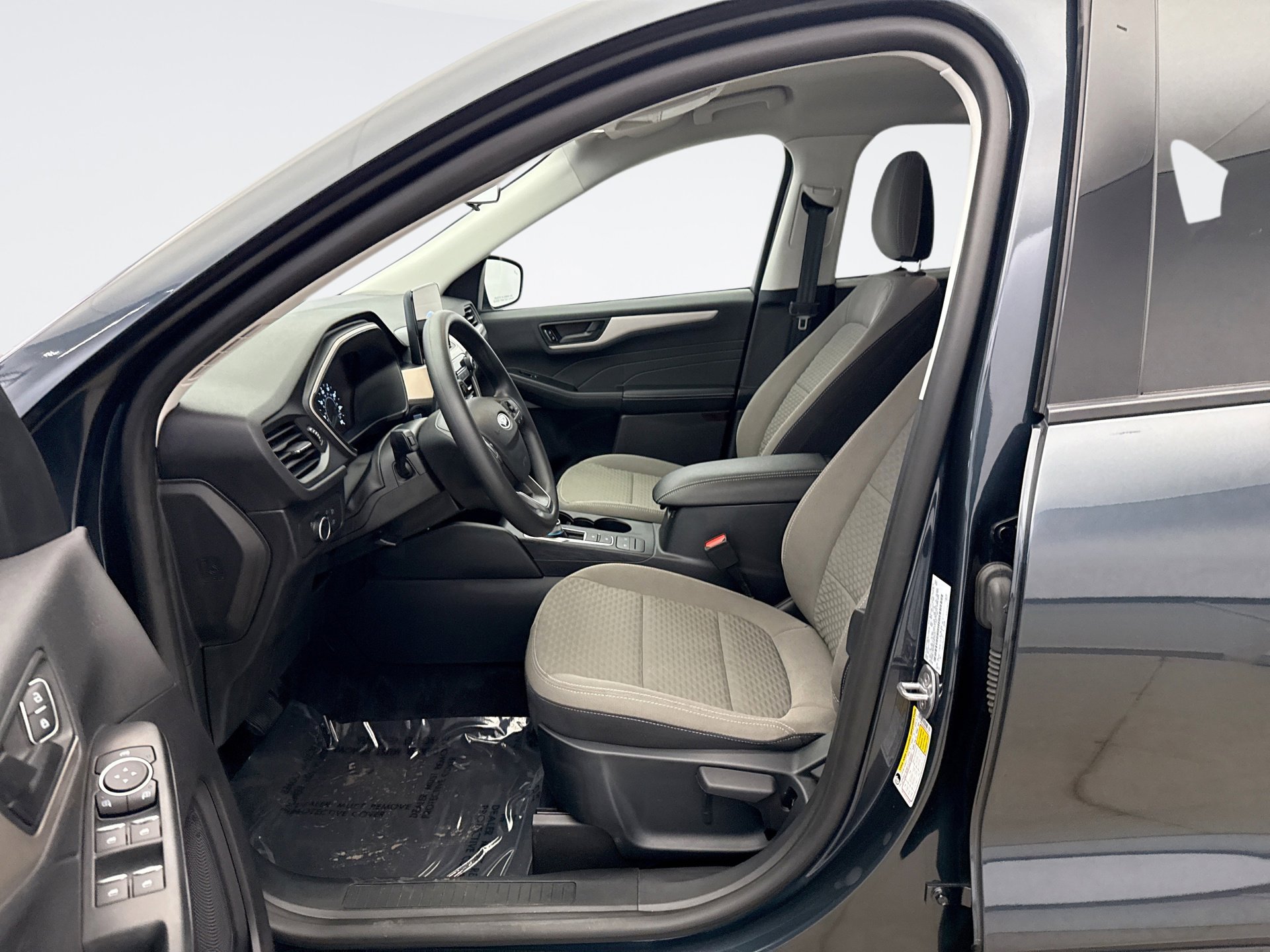 Used 2022 Ford Escape SE image 10