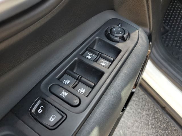 Certified 2022 Jeep Renegade Altitude AWD/4WD image 23