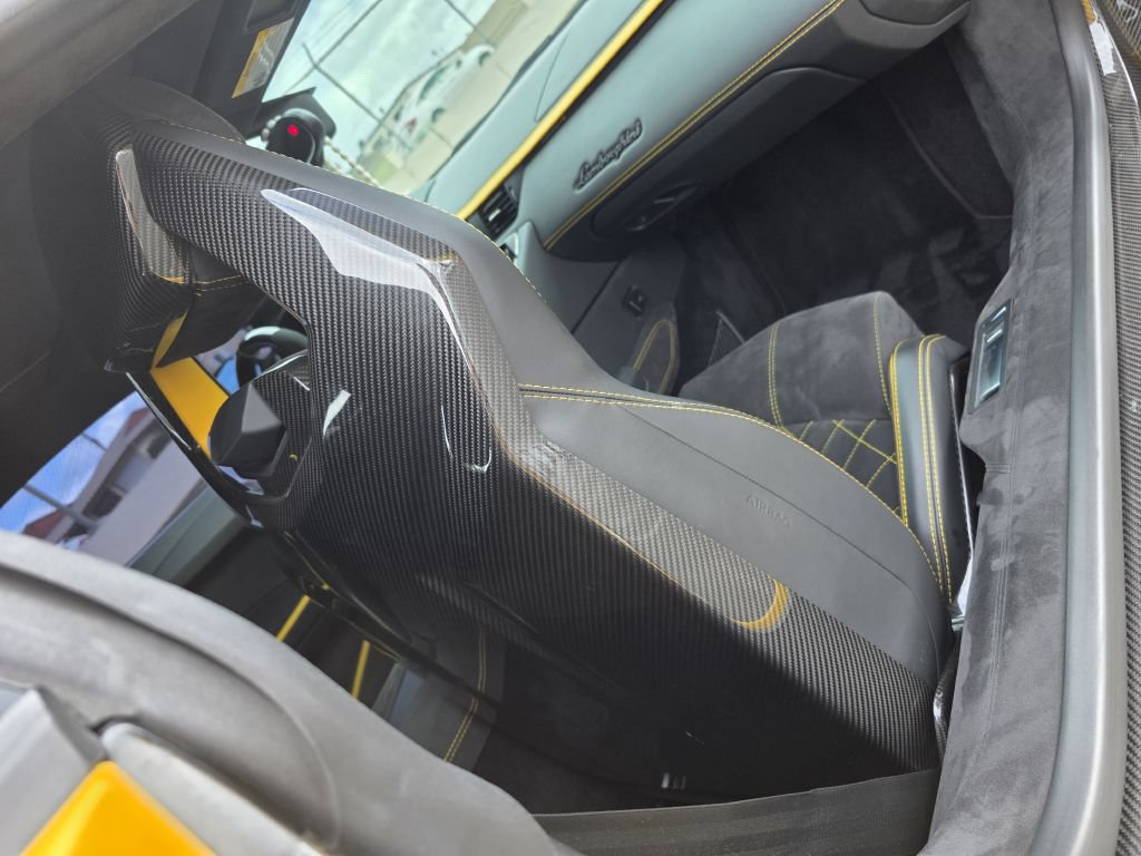 Used 2018 Lamborghini Aventador S AWD/4WD image 47
