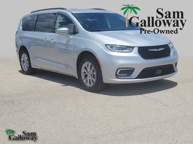 Used 2022 Chrysler Pacifica Touring-L