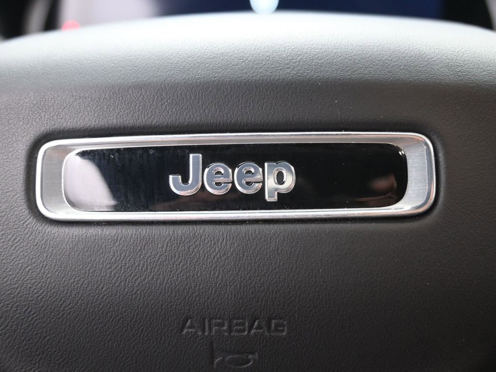 Used 2022 Jeep Grand Cherokee L Overland image 12