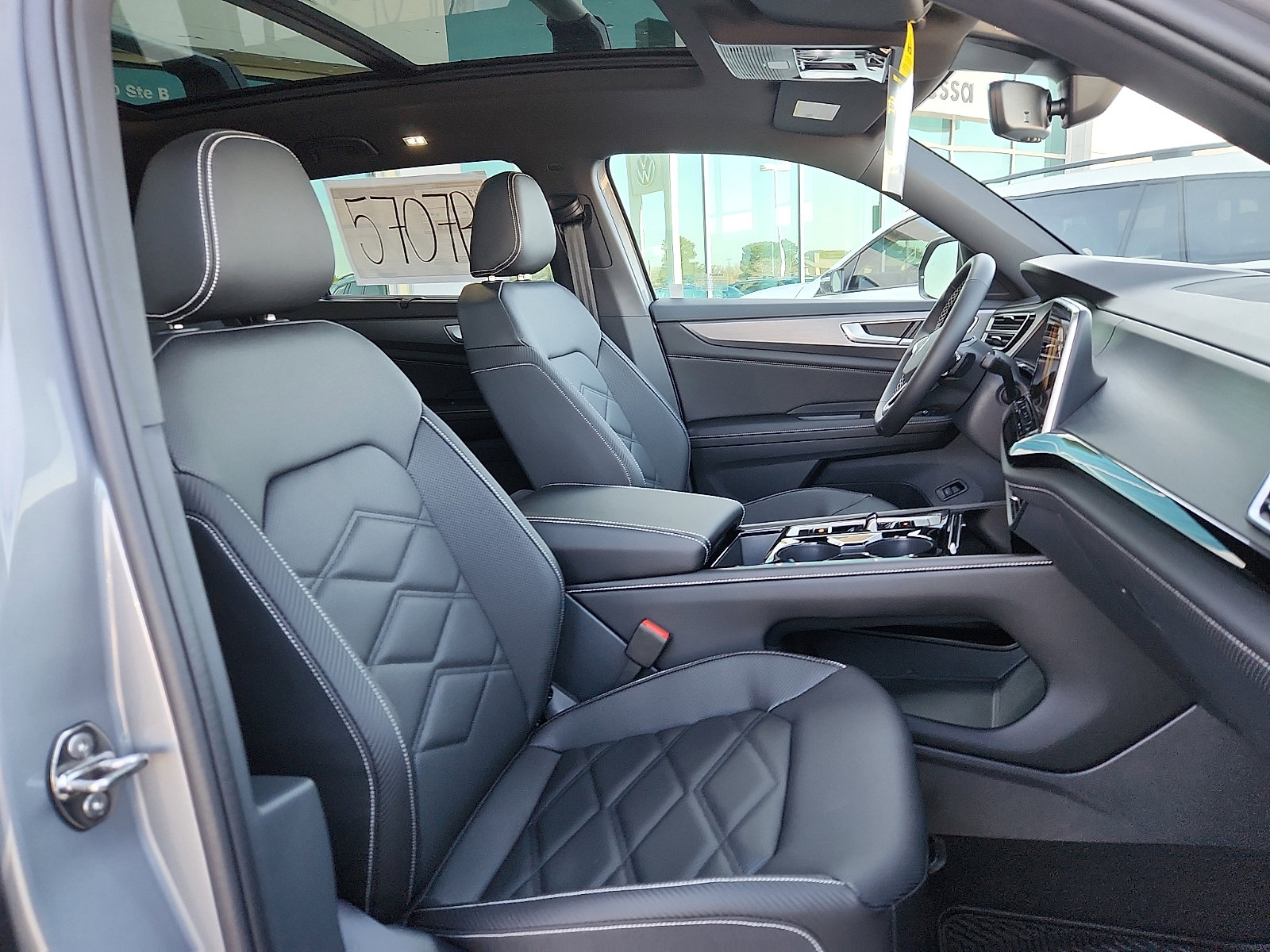 New 2026 Volkswagen Atlas Cross Sport SE image 15