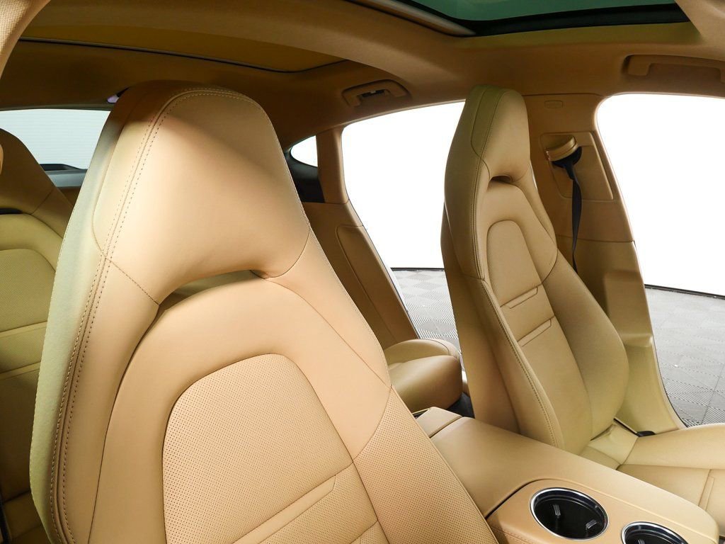 Certified 2023 Porsche Panamera 4S w/ Premium Package image 24
